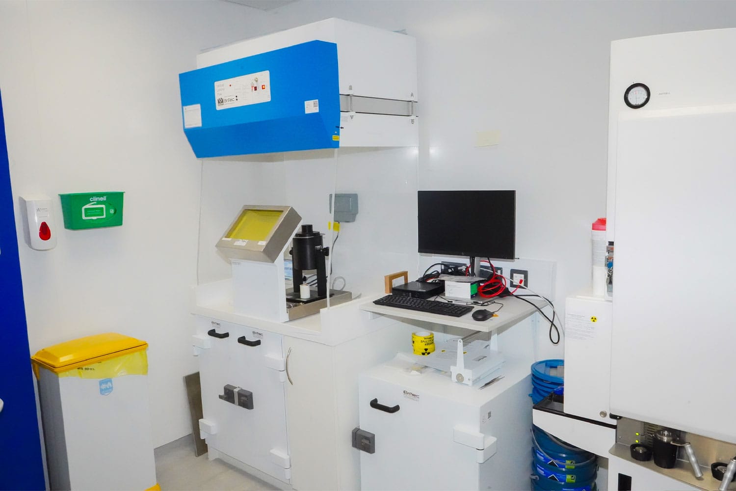 Oldham PET CT Lab Room