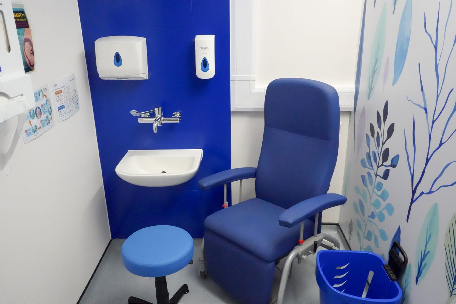 Oldham PET CT Uptake Room